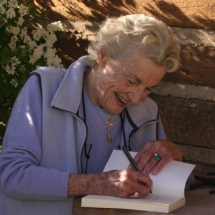 katie_signing_books_-_pack_ katie_signing_books_-_pack_
